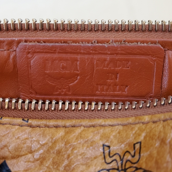 Mini MCM Shoulder Bag - Picture 13 of 16